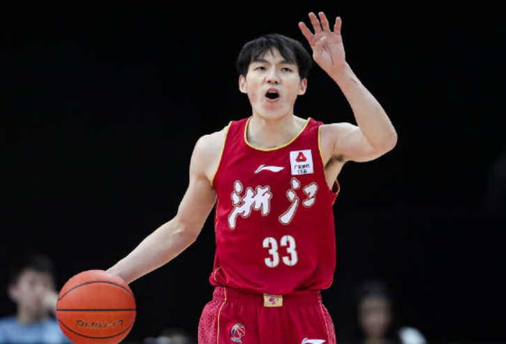 欧冠晋级规则-CBA历史第4+现役第1!吴前1276三分超张庆鹏 将追西热力江