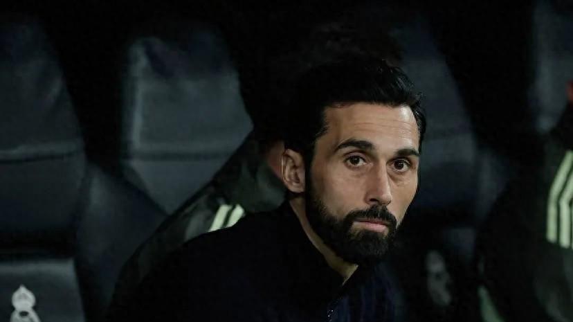 欧冠晋级规则-名记:“这支皇马简直是一团糟,罪魁祸首是阿韦洛亚”